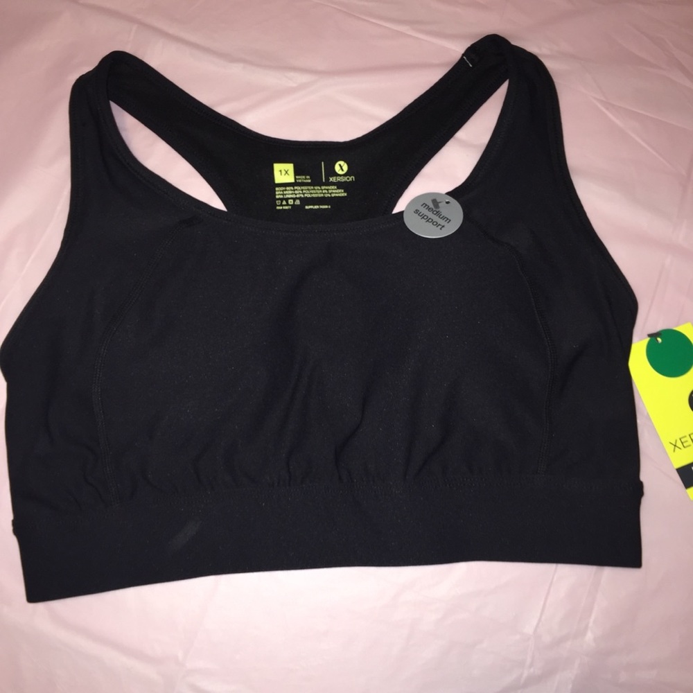 Xersion medium impact sports bra